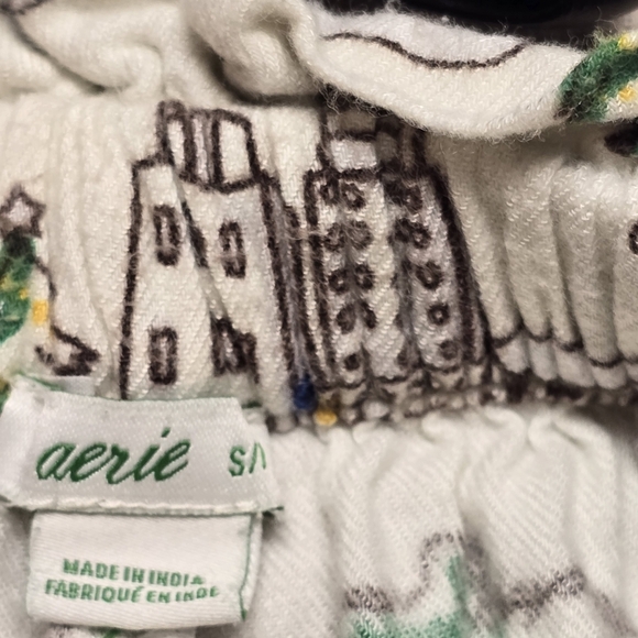 Aerie Christmas in New York Lounge Joggers Size S - Picture 6 of 7